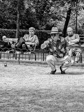 Pentanque Players in the Luxembourg Gardens 2