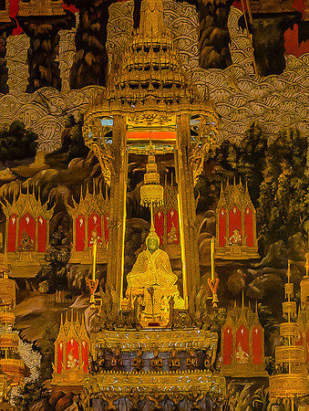 Emerald Buddha -Grand Palace - Bangkok, Thailand