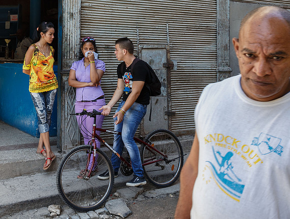 Cuba - Street Scene